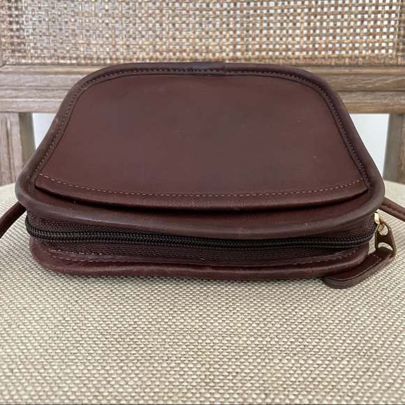 Vintage Coach Hadley Zip Leather Bag - Picture 10 of 16